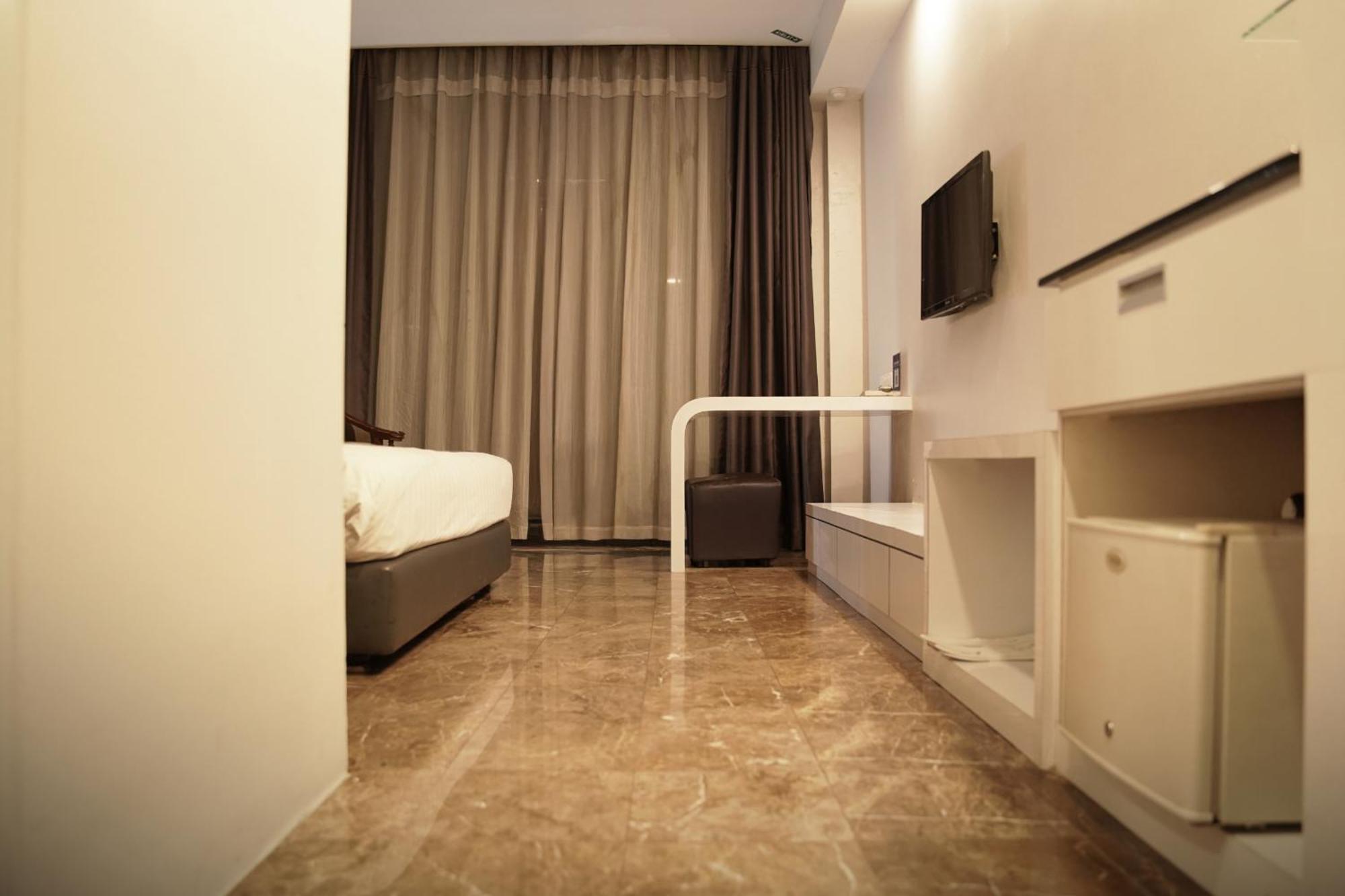 Dreamtel Jakarta Extérieur photo